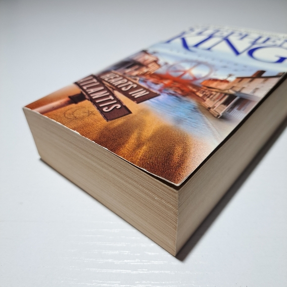 Stephen King 'Hearts in Atlantis' Book - Picture 3 of 7